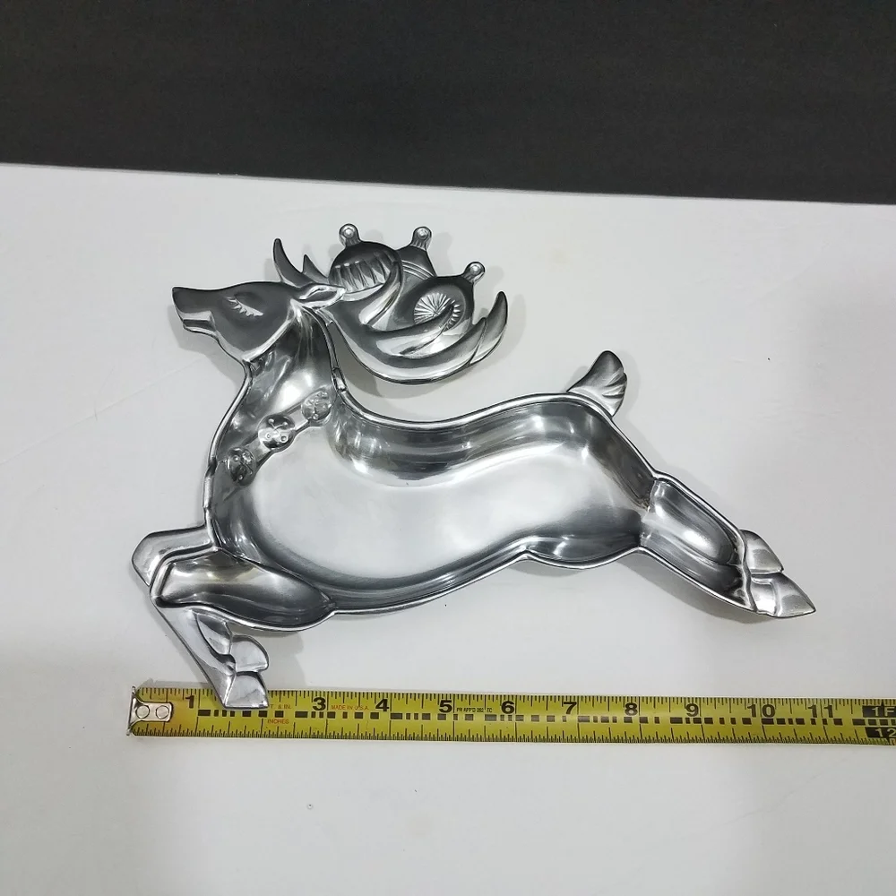 Lenox Yuletide Reindeer Metal Serveware